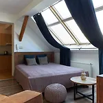 شقة فندقية Narodni - Old Town 4*