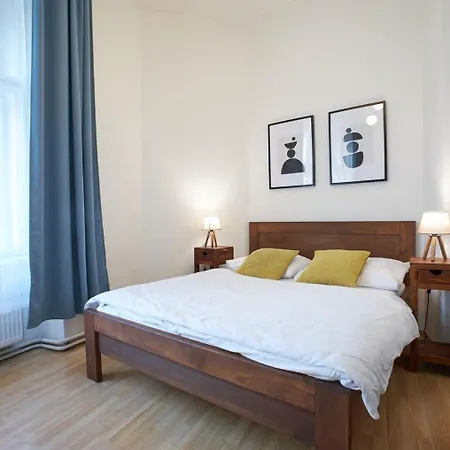 Hotel apartamentowy Narodni - Old Town Praga
