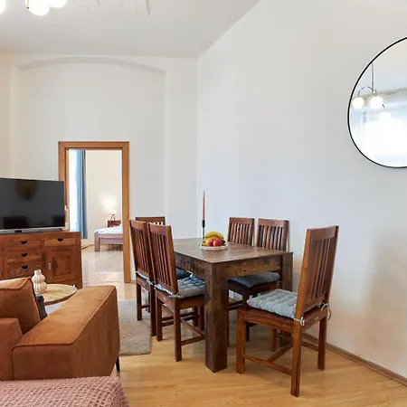 Narodni - Old Town Aparthotel 4*