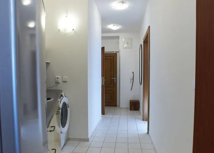 Narodni - Old Town 4*