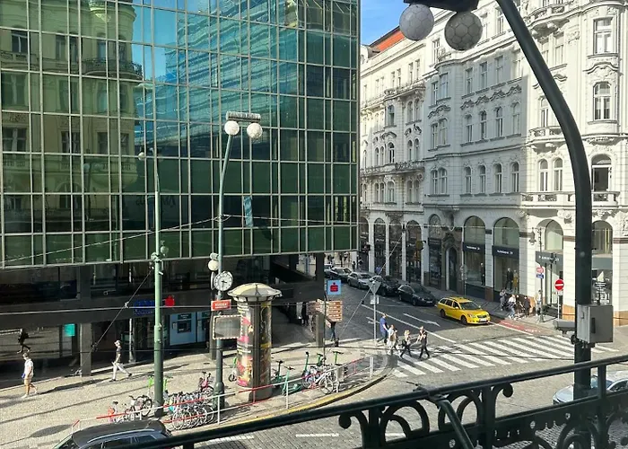 Hotel apartamentowy Narodni - Old Town Praga
