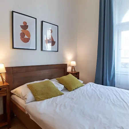 Narodni - Old Town Apart Otel *
